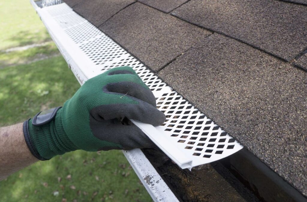 inspect roof and gutters in Oklahoma