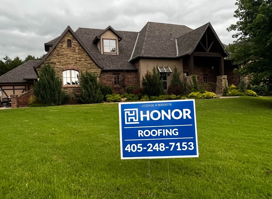 roofing contractor in Moore, OK