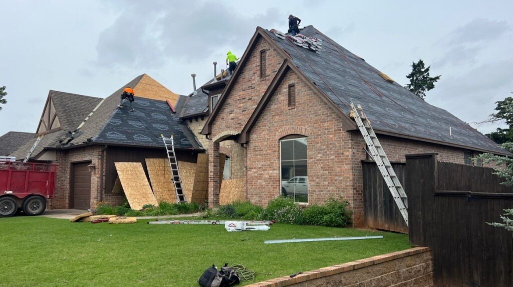 roofing company in Mustang, OK